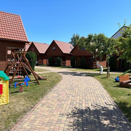 Ala I Tomek Domki Łeba Buitenkant foto